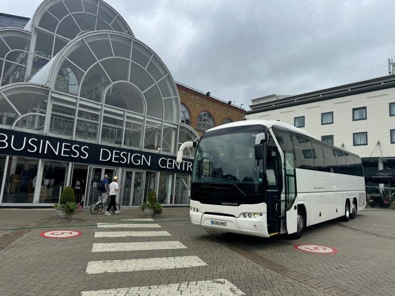 Coach Hire For Corporate Events London | ES Transport